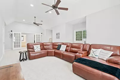 8221 Thornhill Drive, North Richland Hills, TX 76182 - Photo 29