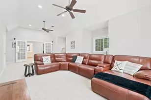 8221 Thornhill Dr, North Richland Hills, TX 76182 - Photo 29