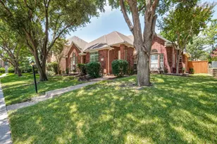 9703 Raven Ln, Irving, TX 75063 - Photo 1