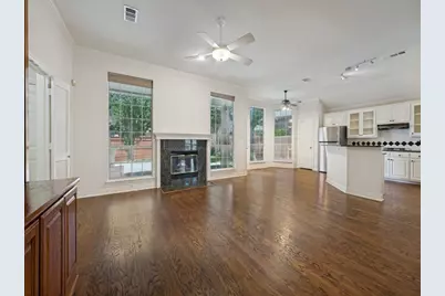 9703 Raven Lane, Irving, TX 75063 - Photo 9