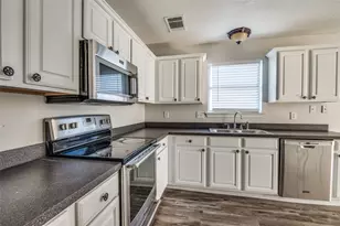 8505 Pace Ct, Fort Worth, TX 76179 - Photo 7