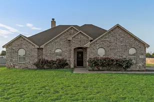 3408 Chinaberry Ln, Joshua, TX 76058 - Photo 3