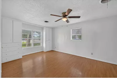 620 W Main Street, Crowley, TX 76036 - Photo 17