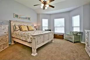 401 Bluefinch Dr, Little Elm, TX 75068 - Photo 11