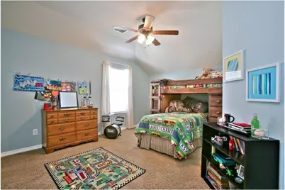401 Bluefinch Drive, Little Elm, TX 75068 - Photo 7