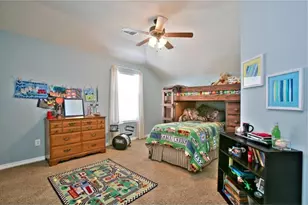 401 Bluefinch Dr, Little Elm, TX 75068 - Photo 7
