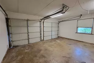 1000 Springdale Rd, Bedford, TX 76021 - Photo 35