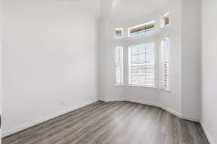 4215 Scarsdale Ln, Dallas, TX 75227 - Photo 9