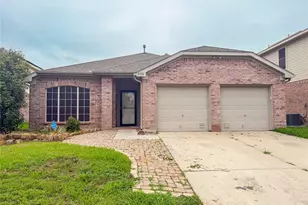 2752 Scarborough Dr, Grand Prairie, TX 75052 - Photo 1