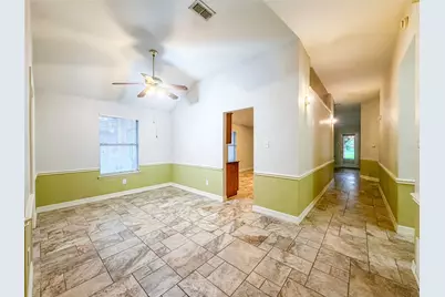 2752 Scarborough Drive, Grand Prairie, TX 75052 - Photo 3