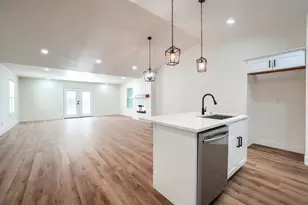 7009 Moss Rose Ct, Fort Worth, TX 76137 - Photo 3