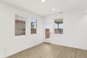 5909 Laurel Lk Ln, Pilot Point, TX 76258 - Photo 15