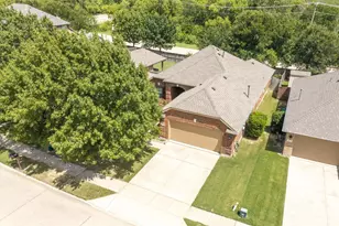 815 Horizon Ridge Cir, Little Elm, TX 75068 - Photo 5