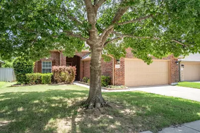 815 Horizon Ridge Circle, Little Elm, TX 75068 - Photo 3