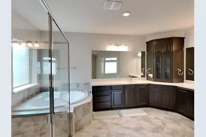 6761 E Prospect Way, Irving, TX 75063 - Photo 9