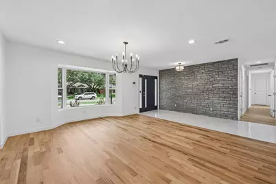 4326 Mendenhall Drive, Dallas, TX 75244 - Photo 7