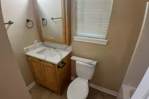 728 W Walker St, Denison, TX 75020 - Photo 7