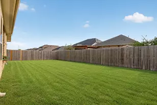 14817 Gilley Ln, Fort Worth, TX 76052 - Photo 23