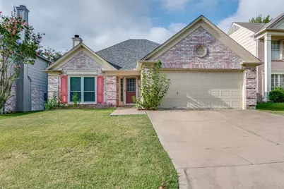 820 Wyndham Place, Arlington, TX 76017 - Photo 1