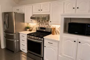 4421 Sterling Ln, Plano, TX 75093 - Photo 9