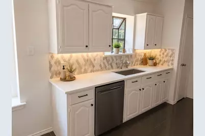 4421 Sterling Lane, Plano, TX 75093 - Photo 9