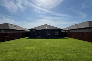 717 Wildrye Ln, Denton, TX 76259 - Photo 15
