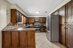 1002 Caron St, Robinson, TX 76706 - Photo 11