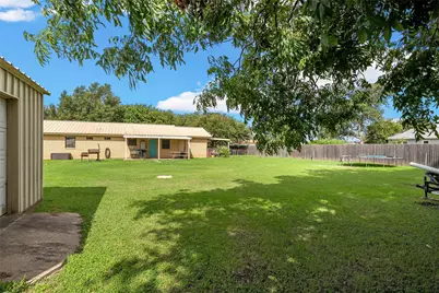 1002 Caron Street, Robinson, TX 76706 - Photo 33
