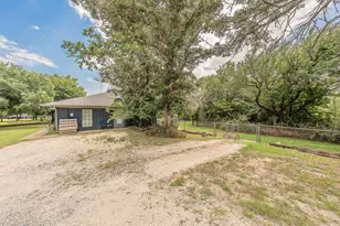 491 Elbow Ct, Weatherford, TX 76087 - Photo 7