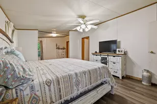201 S Main St, Dodd City, TX 75438 - Photo 17
