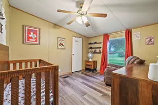 201 S Main St, Dodd City, TX 75438 - Photo 29