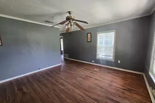 1021 Mulberry St, Sulphur Springs, TX 75482 - Photo 9