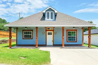 800 Crow Court, Granbury, TX 76048 - Photo 1