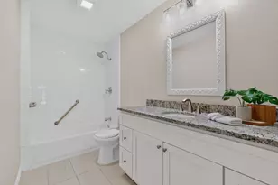 2802 Green Oaks Dr, Garland, TX 75040 - Photo 25