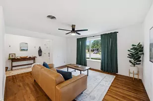 2536 St Francis Ave, Dallas, TX 75228 - Photo 9