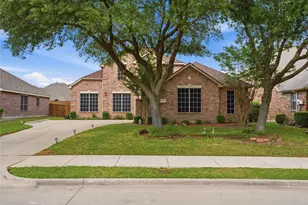 10002 River Bend Dr, Rowlett, TX 75089 - Photo 1