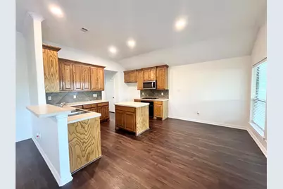 500 Hidden Meadow Court, DeSoto, TX 75115 - Photo 9