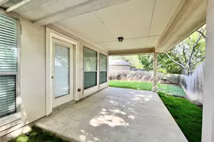 500 Hidden Meadow Ct, DeSoto, TX 75115 - Photo 23