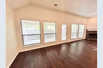 500 Hidden Meadow Court, DeSoto, TX 75115 - Photo 11