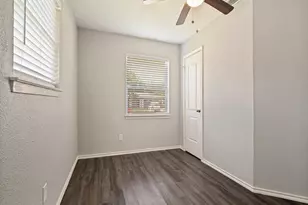 1405 Rambler Rd, Arlington, TX 76014 - Photo 15