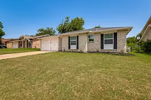 1405 Rambler Rd, Arlington, TX 76014 - Photo 3