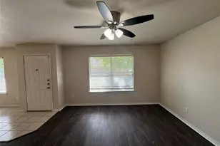 957 Austin Ct, Weatherford, TX 76086 - Photo 3