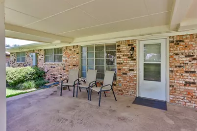 2005 Maplewood Drive, Gainesville, TX 76240 - Photo 33