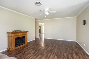 2005 Maplewood Dr, Gainesville, TX 76240 - Photo 15