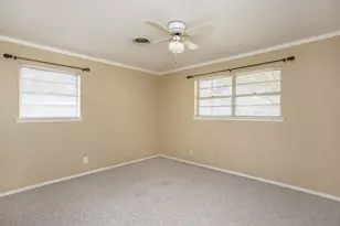 2005 Maplewood Dr, Gainesville, TX 76240 - Photo 7