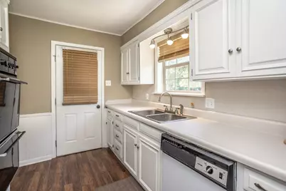 2005 Maplewood Drive, Gainesville, TX 76240 - Photo 9