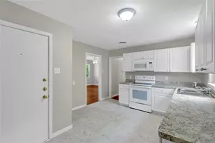 2308 Muret St, Irving, TX 75062 - Photo 11