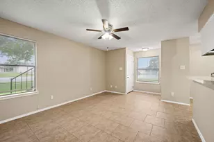 5100 Herrick Ct, Haltom City, TX 76117 - Photo 5