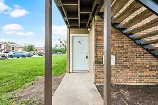5100 Herrick Ct, Haltom City, TX 76117 - Photo 3