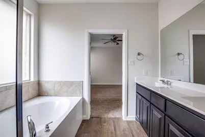 9036 Sycamore Leaf Drive, Fort Worth, TX 76179 - Photo 15